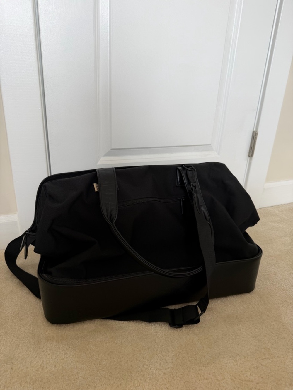 BEIS the weekender Black Travel Duffel